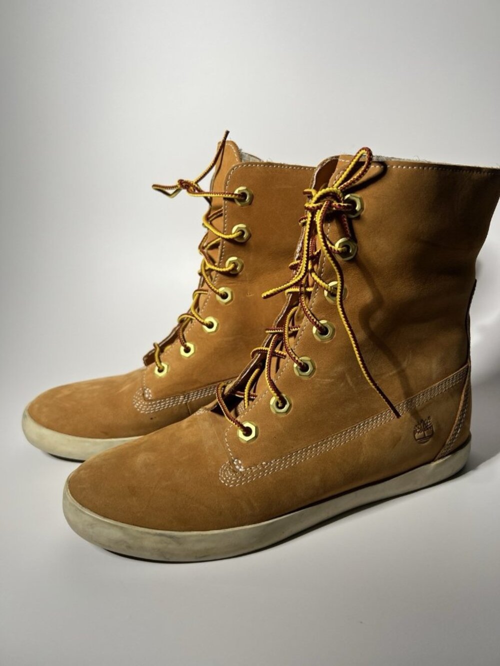 Timberland 8643A Women’s Wheat Suede Fleece Lined Sneaker Boots